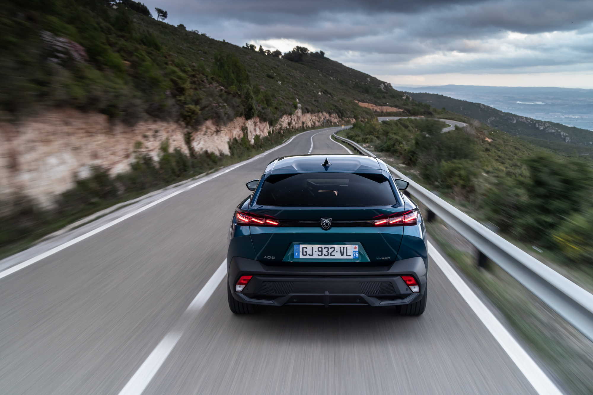 Peugeot 408