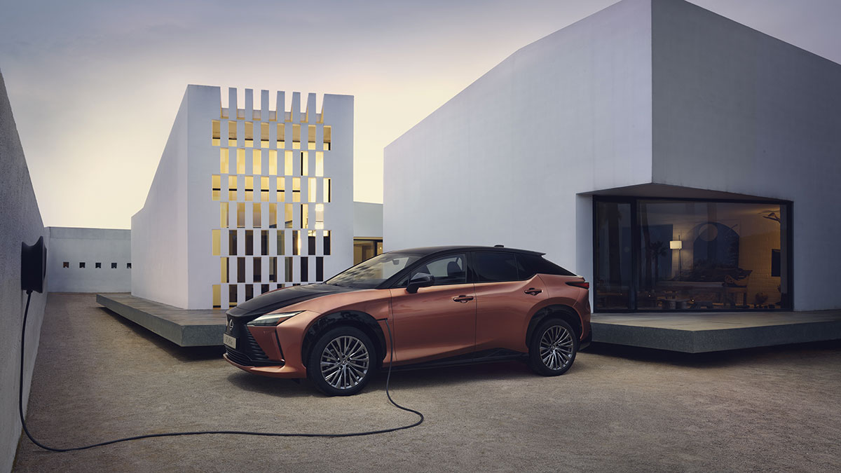 Lexus