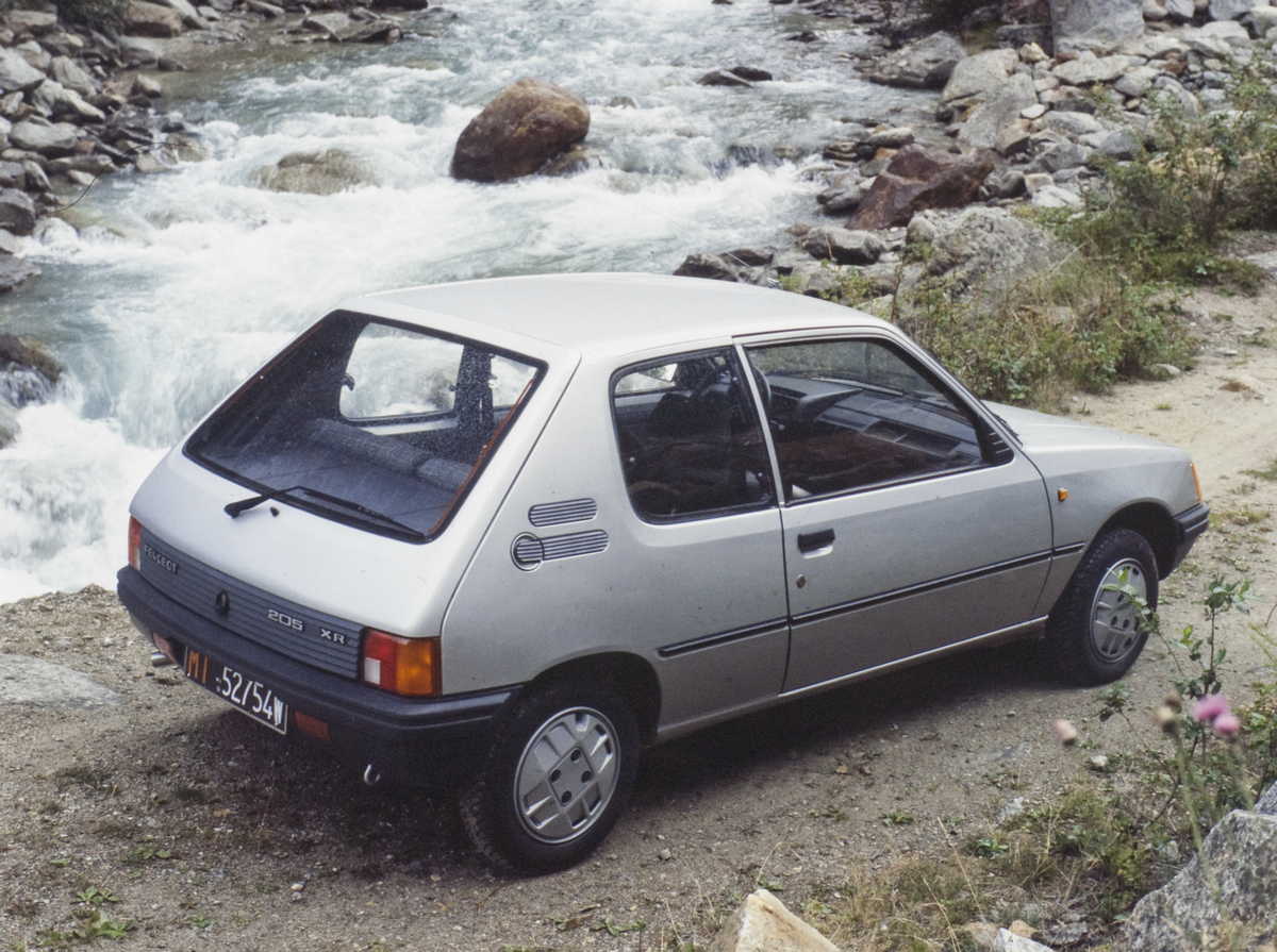 Peugeot 205
