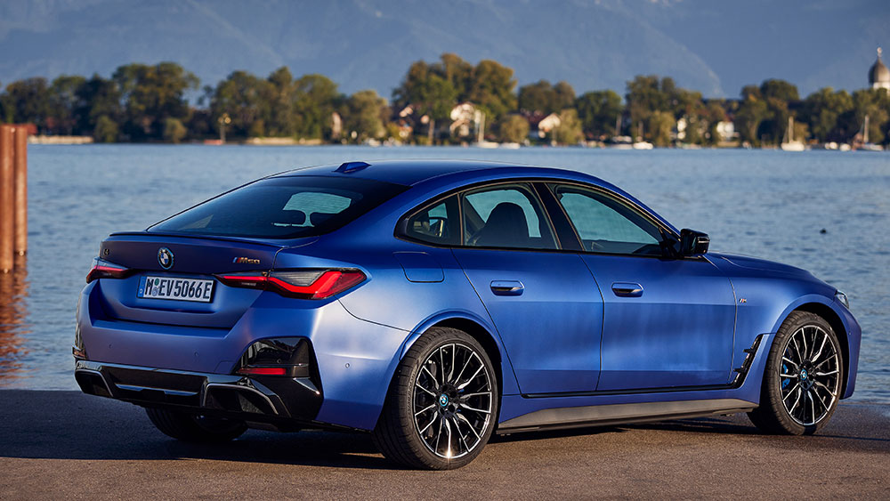 BMW i4