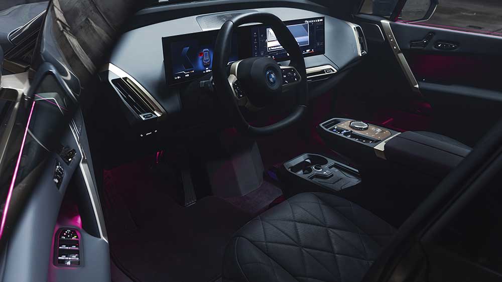 BMW iX M60