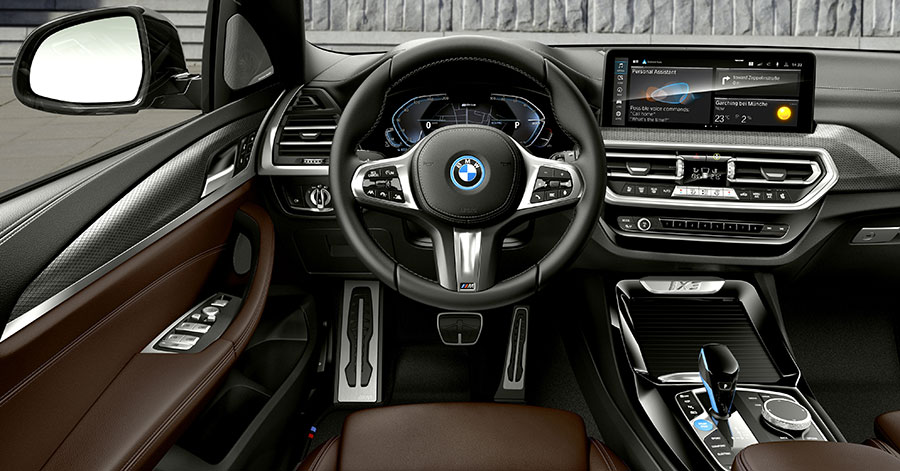 Nuova BMW IX3