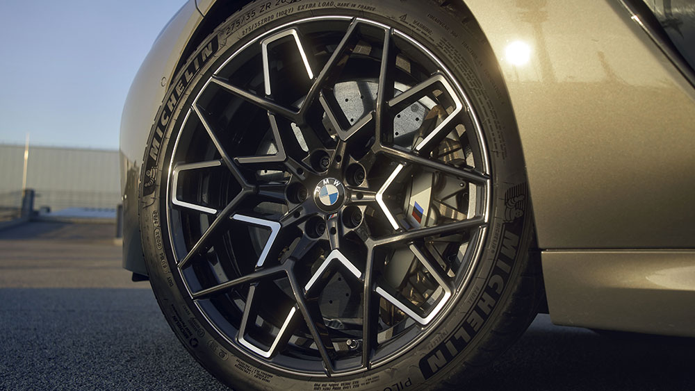 Nuova BMW M8 Competition