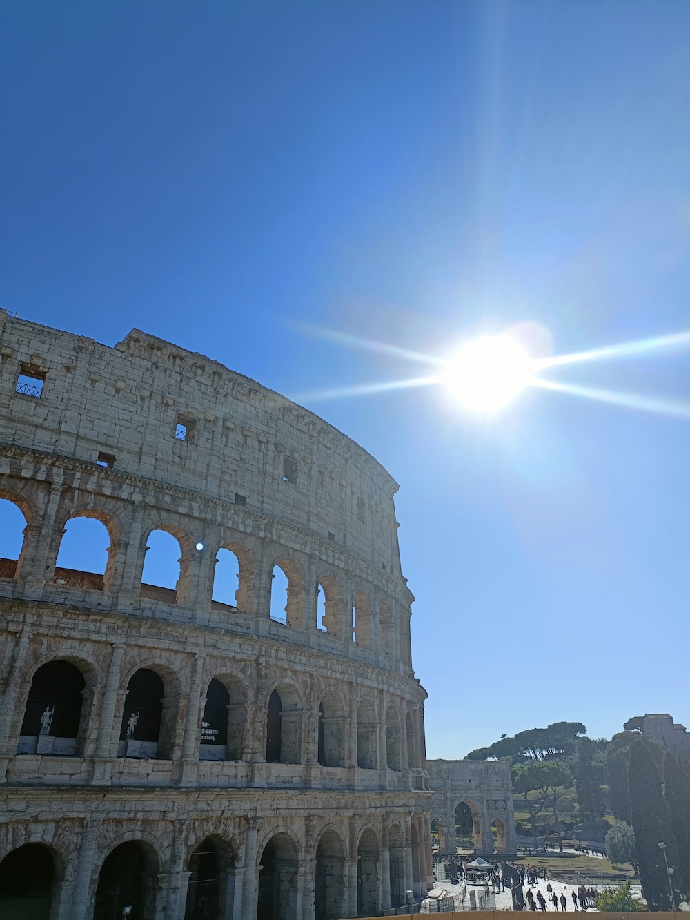 Foto del Colosseo scattata con Oppo Reno6 5G
