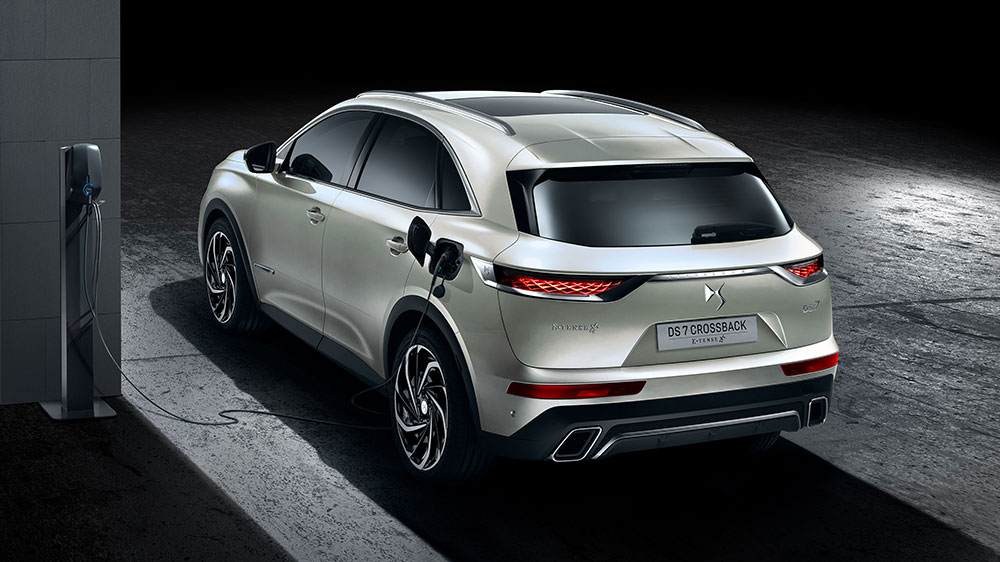 DS 7 Crossback E-Tense 4X4