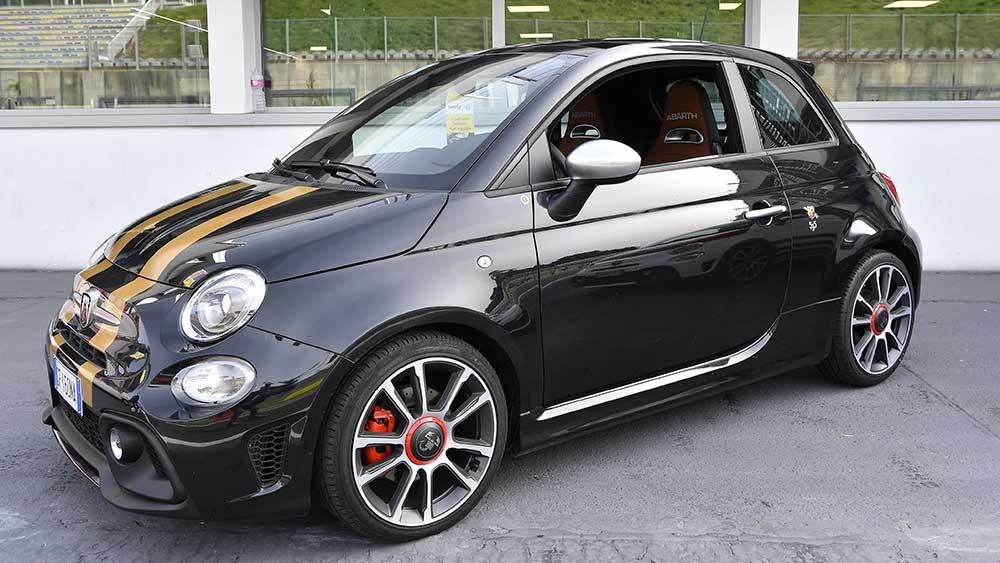 Hertz - Abarth 595 K-Hertz