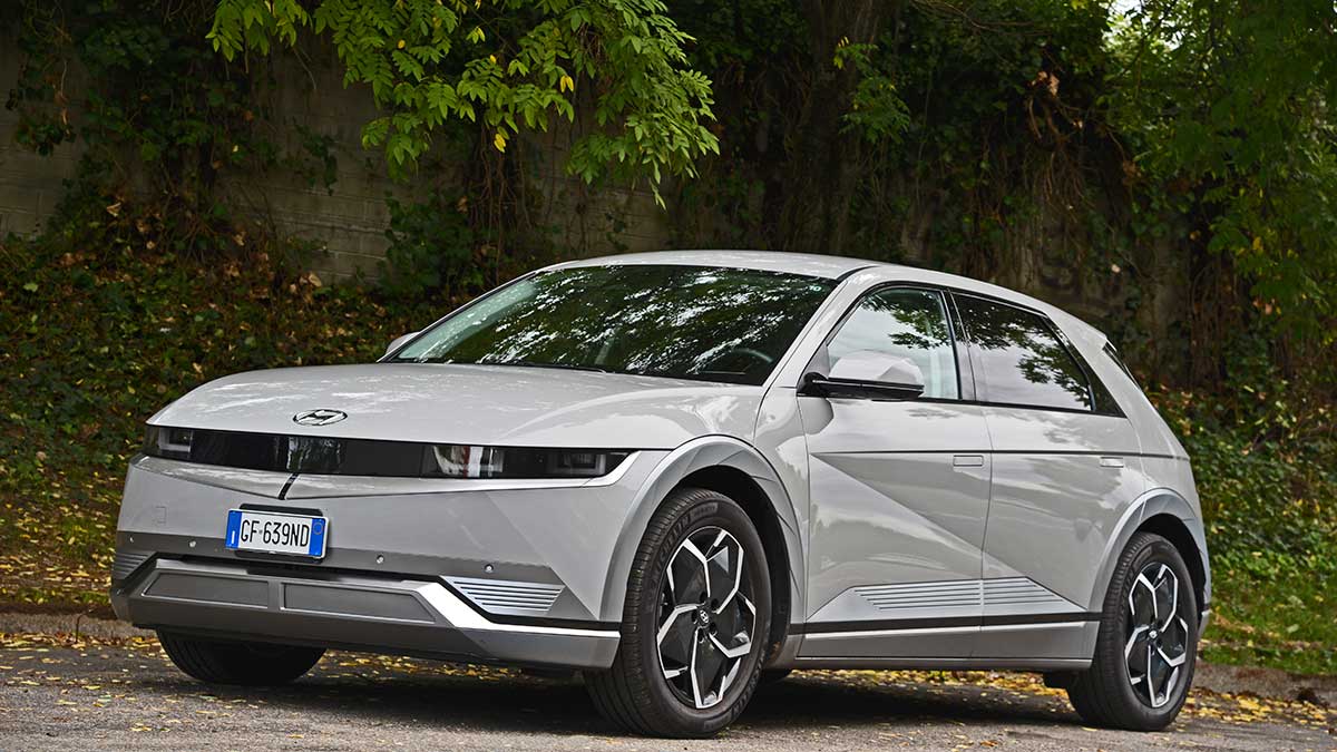Hyundai Ioniq 5 Hyundai Ioniq 5