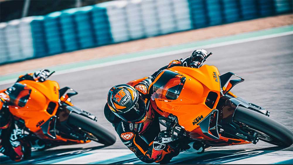 KTM RC 8C
