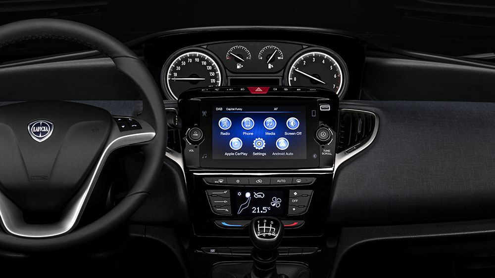 Lancia Ypsilon Hybrid EcoChic