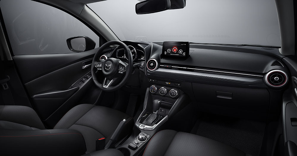 Mazda2 2022