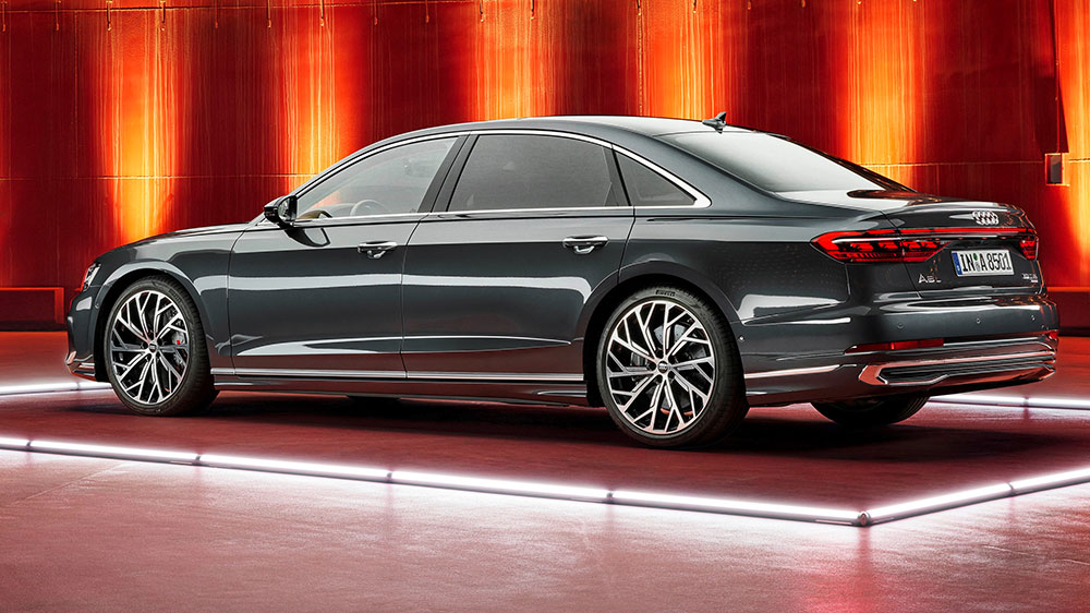Nuova Audi A8