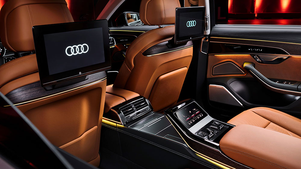 Nuova Audi A8