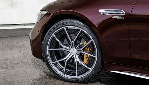 Nuova Mercedes-AMG GT Coupé4