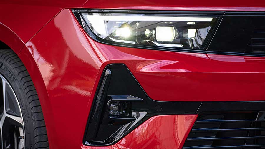 Nuova Opel Astra Plug-In Hybrid
