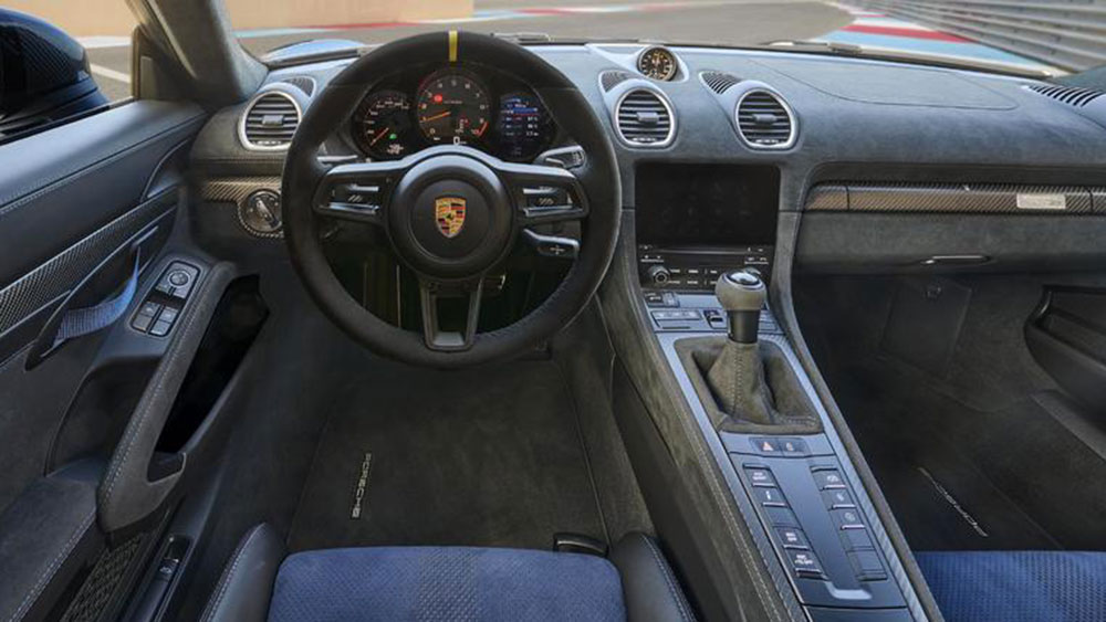 Porsche 718 Cayman GT4 RS