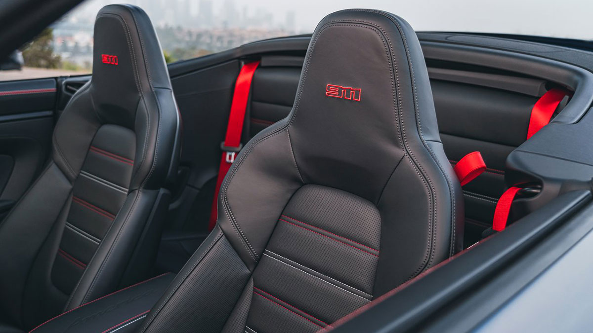 Porsche 911 Carrera GTS Cabriolet America