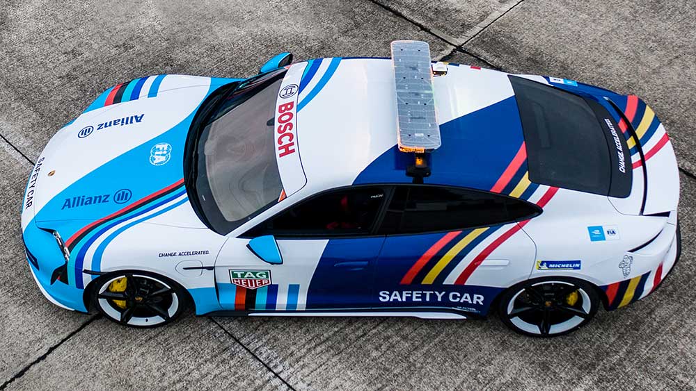 Porsche Taycan Turbo S - Safety car Formula E