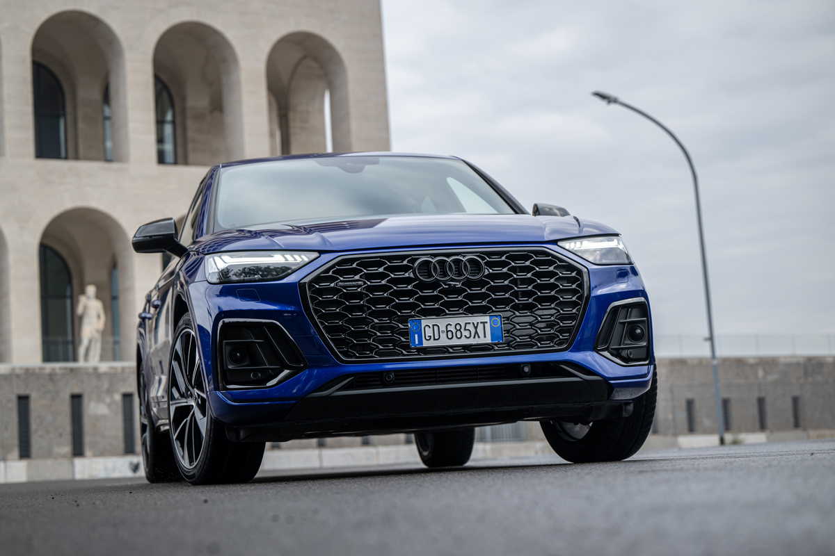 Audi Q3 e Q5 Identity Black