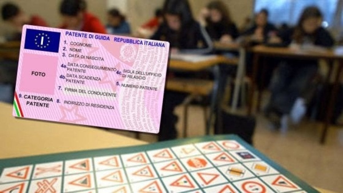 La patente B a 17 anni sbarca in Europa, ma in Italia c’è già la guida accompagnata