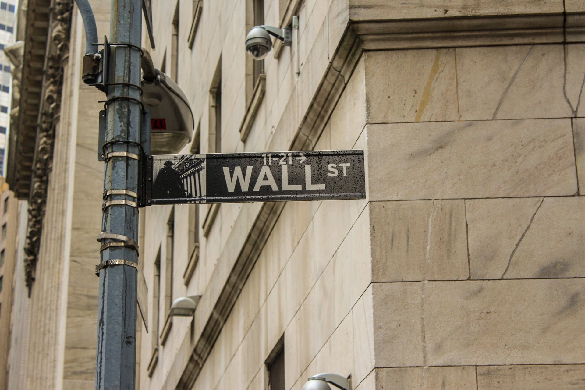La storia ora mette uno stop alla salita di Wall Street. La seconda parte del 2026 potrebbe essere più difficile