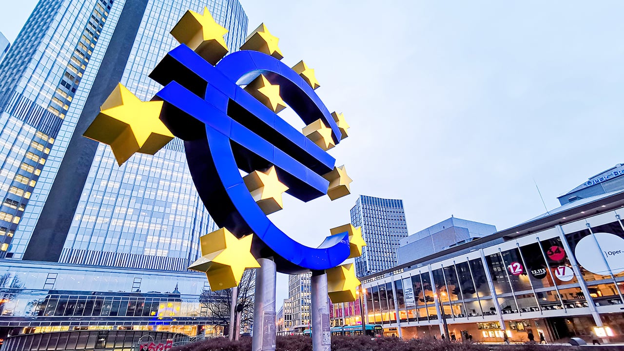 L'euro sempre più lontano. Perché i Paesi dell'Est Europa non riescono ad adottare la moneta unica