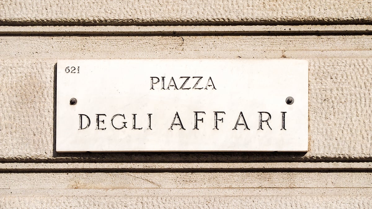 Il filtro Buffett premia 5 azioni del FTSE MIB. Gli analisti sono d'accordo?