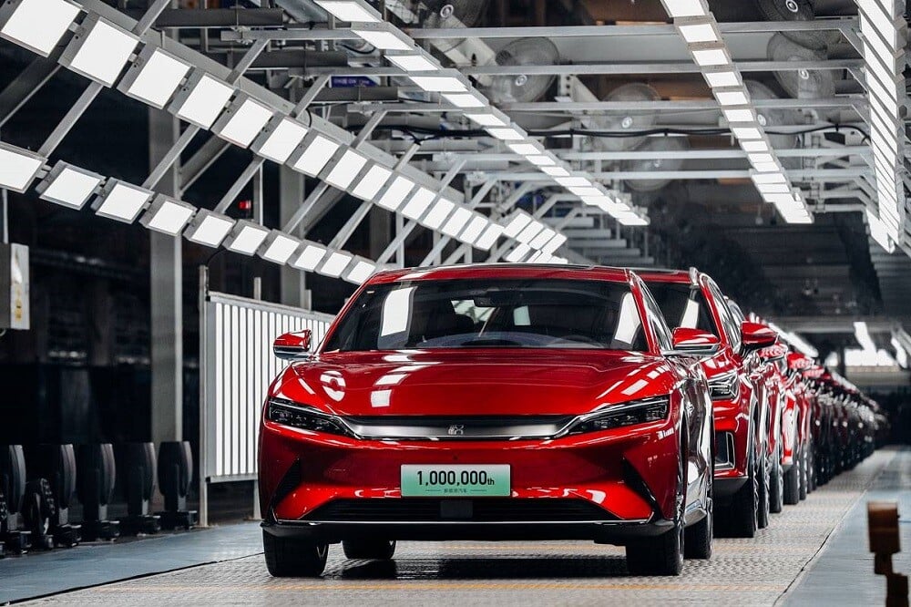 BYD, è ufficiale. Nel 2027 lancerà la sua prima auto elettrica con batteria a stato solido