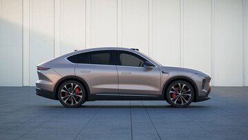 NIO EC7: svelate immagini del nuovo SUV Coupé elettrico