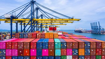 Perché lo sciopero dei porti Usa minaccia l'economia mondiale?