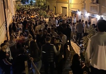 Calabria, ma quale incubo coronavirus: zona rossa a Palmi, ma per i giovani il virus non esiste