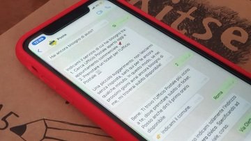 Poste Italiane su WhatsApp: come prenotare ticket via chat, numero ufficiale