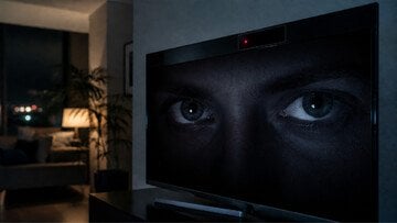 La tua smart Tv ti spia: LG e Samsung condividono uno screenshot del tuo schermo ogni 15 secondi