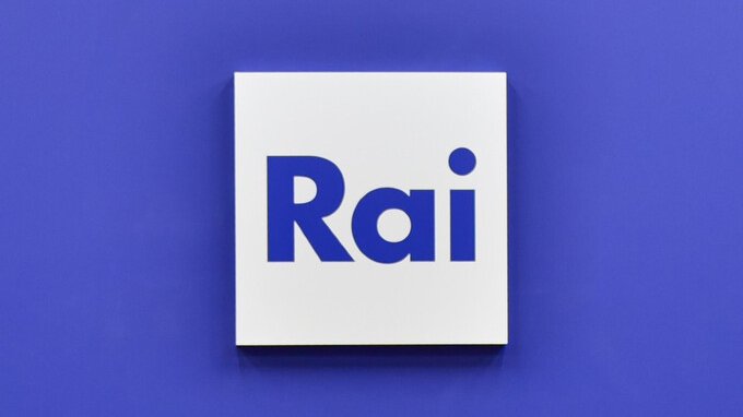È crisi per Rai. Arriva il sorpasso definitivo di Mediaset 