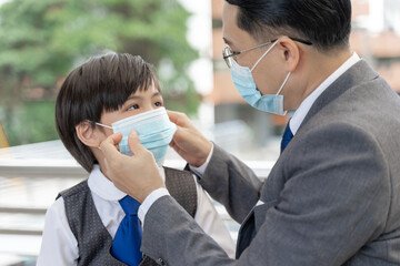 Polmonite Cina bambini, sintomi e cause: ospedali pieni, è un nuovo Covid?