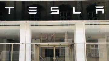 Declino di Tesla in borsa: cosa ci riserva il futuro?