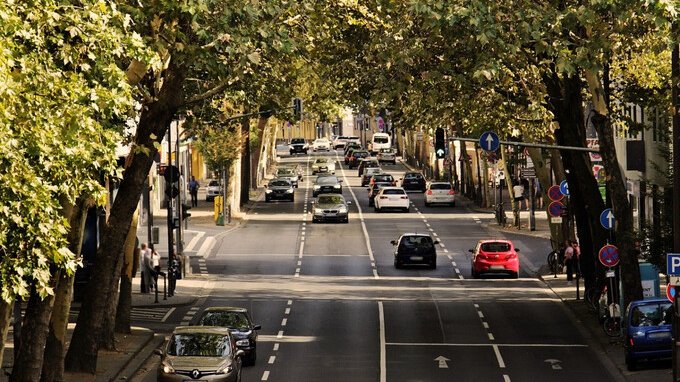 Come controllare l'assicurazione di un veicolo dalla targa