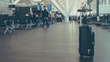 Notte in aeroporto, ecco cosa succede quando si fermano i voli 
