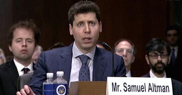 Sam Altman al Congresso USA: “L'IA è pericolosa, va regolata come il nucleare”