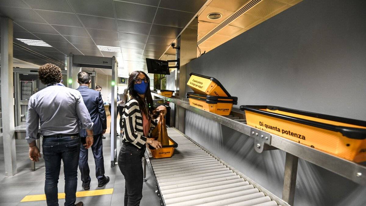 Quali (e quanti) liquidi si possono portare in aereo oggi?