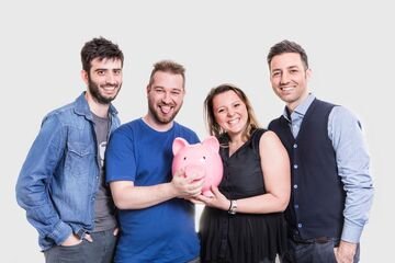 Risparmiare e poi investire: quello che gli italiani devono ancora imparare
