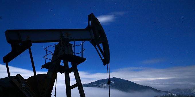 Il petrolio balza e guarda al caos del Kazakistan