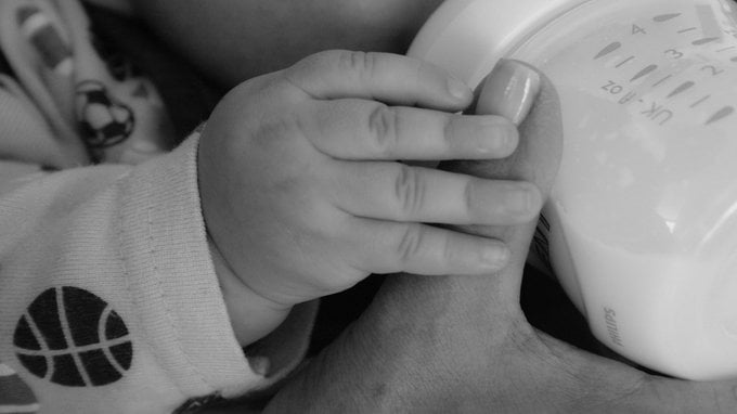 Adozione da genitori single in Italia, cosa cambia dopo la sentenza della Consulta