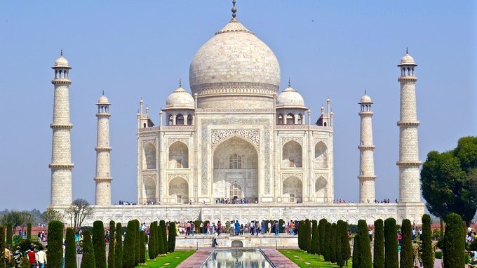 Il paradosso dell'India: la demografia spaventa Delhi