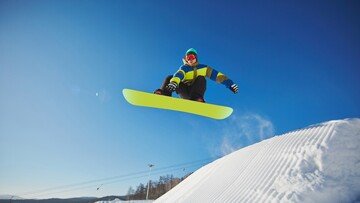Abbigliamento per la neve: come vestirsi bene risparmiando
