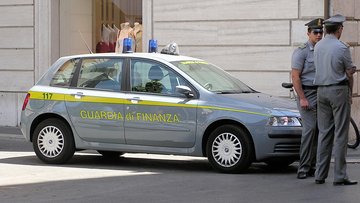 Green Pass falsi su Telegram, l'operazione della GdF: ecco quanto costavano