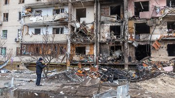 Allarme dalla NATO scuote l'Europa. Preparatevi a “una guerra come quella dei nostri nonni”