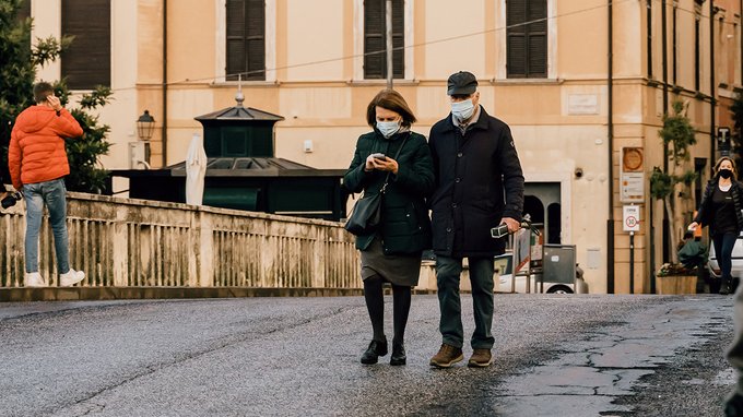 Mascherina FFP2 obbligatoria in Italia: dove e quando