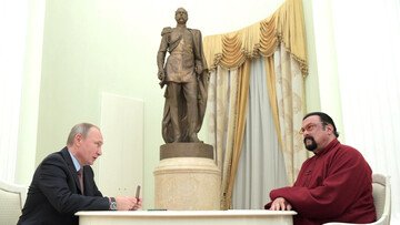Questo famoso attore ha rotto totalmente il suo legame con la Russia
