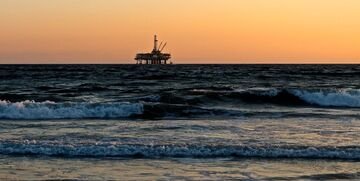 Petrolio WTI: quotazioni reagiscono sul supporto, come operare?