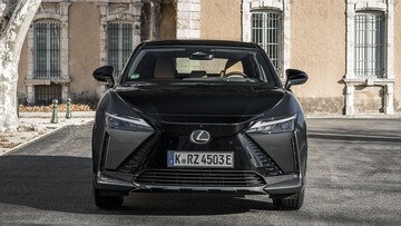 Nuovo Lexus RZ 450e Full Electric: il crossover elettrico e dinamico